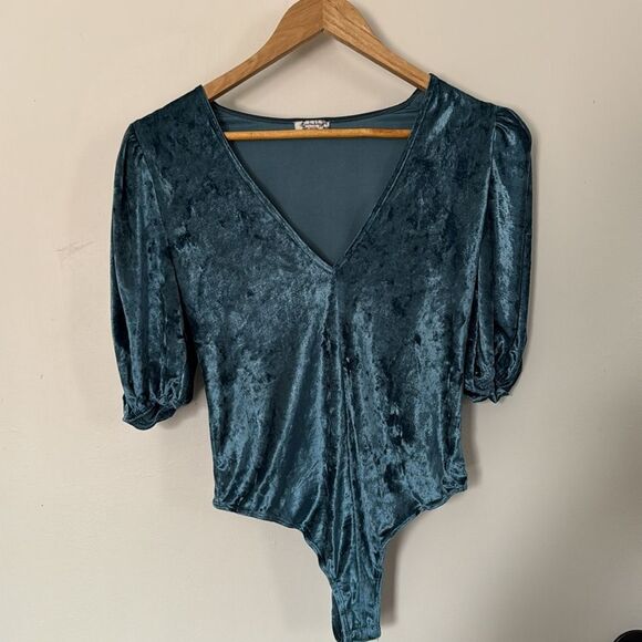 Free People Don't you Wish Deep Teal Velour Puff Sleeve‎ Bodysuit Small V-Neck - Picture 3 of 9